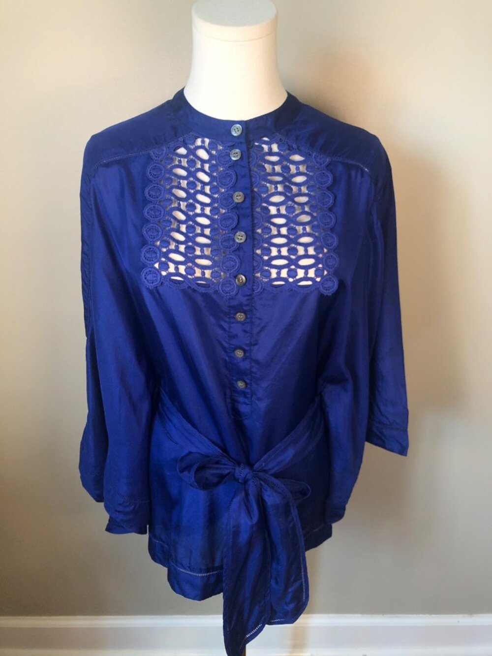 Karen Millen 100% Silk Cobalt Blue Lace Bib Dolman Sleeve Tie Waist Blouse Sz 6